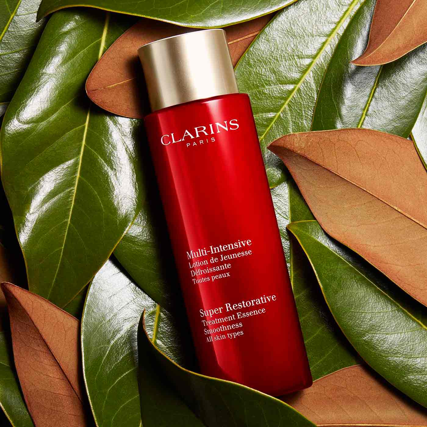 Clarins Multi Intensive Super Restorative Treatment Essence Smoothness โลชั่นบำรุงผิวกลางคืน ลดเลือนริ้วรอยแห่งวัย ด้วยเนื้อสัมผัสที่เข้มข้น สดชื่น และทรงประสิทธิภาพ ซึมซาบลงบนผิวได้อย่างสมบูรณ์แบบ